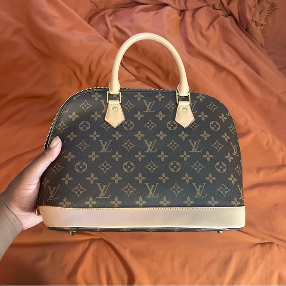 Louis Vuitton Brown and Cream Bag - Picture 1 of 6